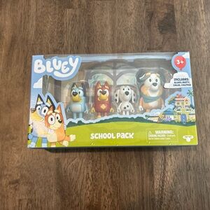 Bluey & Friends School Pack Bluey, Rusty, Chloe, Calypso ~ Figures New in Box
